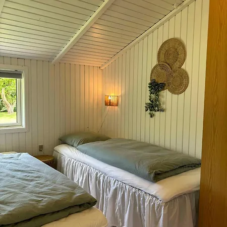 Cozy With A Wilderness Hot Tub Feriehus