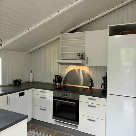 Feriehus Cozy With A Wilderness Hot Tub *